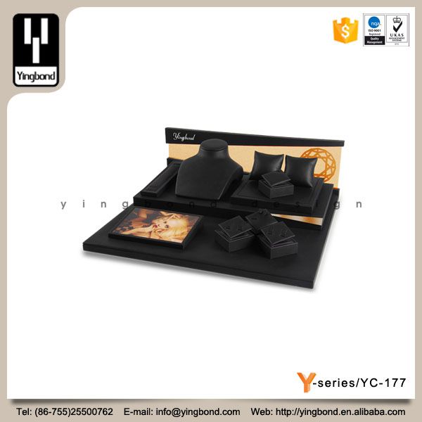 Black Pu Leather Fine Processing Customize Jewelry Display