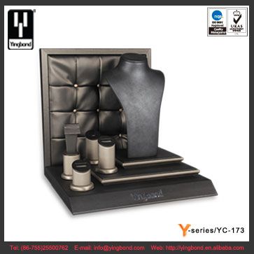 Grid Backdrop Classical Black Match with Glossy Silver Gray PU Leather Jewelry Display Stand